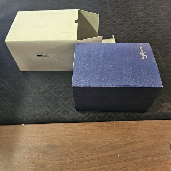 Jay Strongwater Dolphin on Wave BOX - Picture 3 of 3